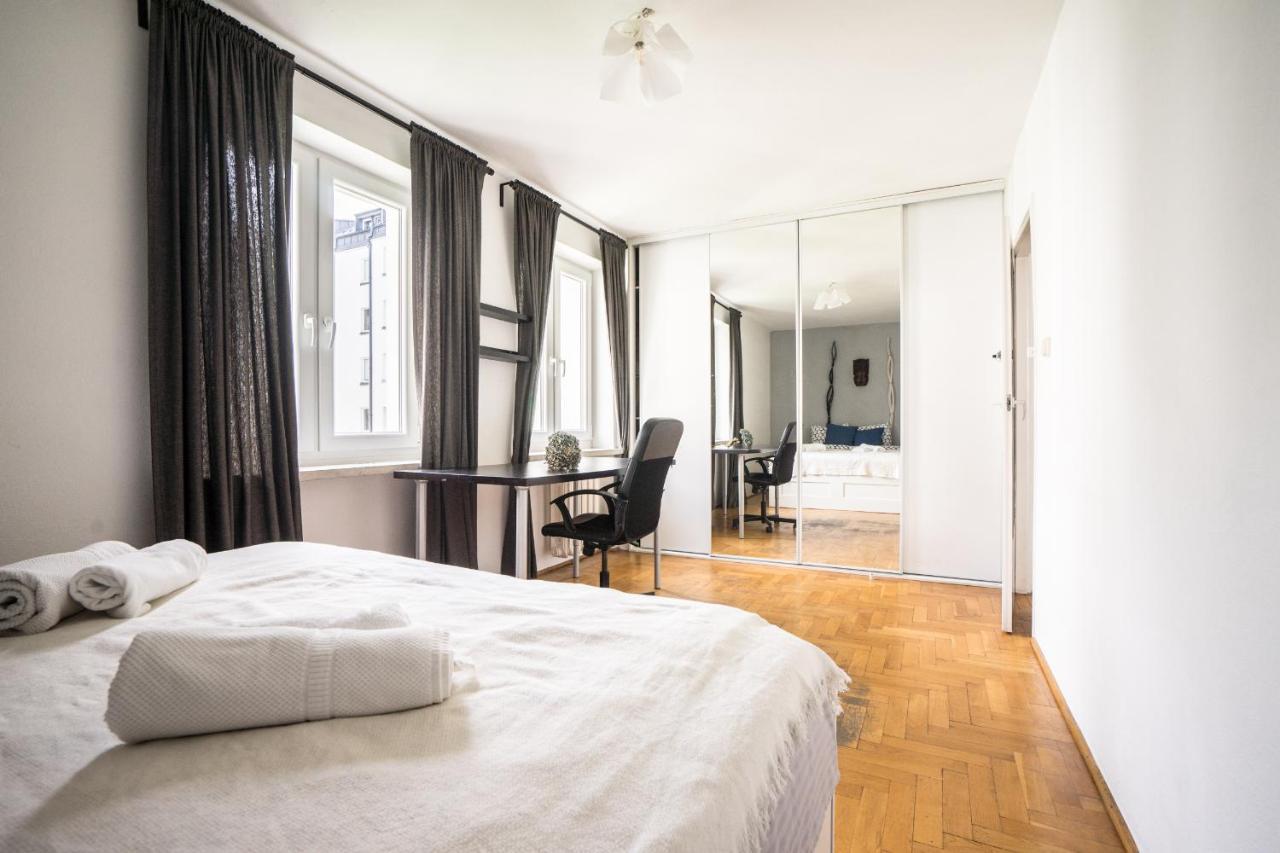 Oomph Warsaw Central 3-Bedroom Flat Eksteriør billede