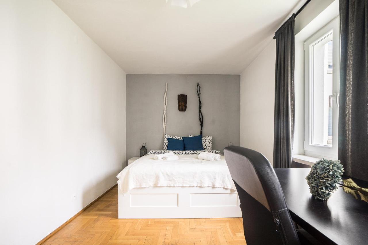 Oomph Warsaw Central 3-Bedroom Flat Eksteriør billede