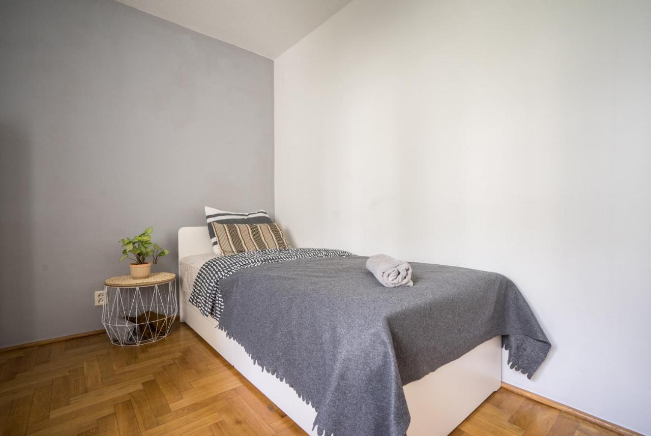 Oomph Warsaw Central 3-Bedroom Flat Eksteriør billede